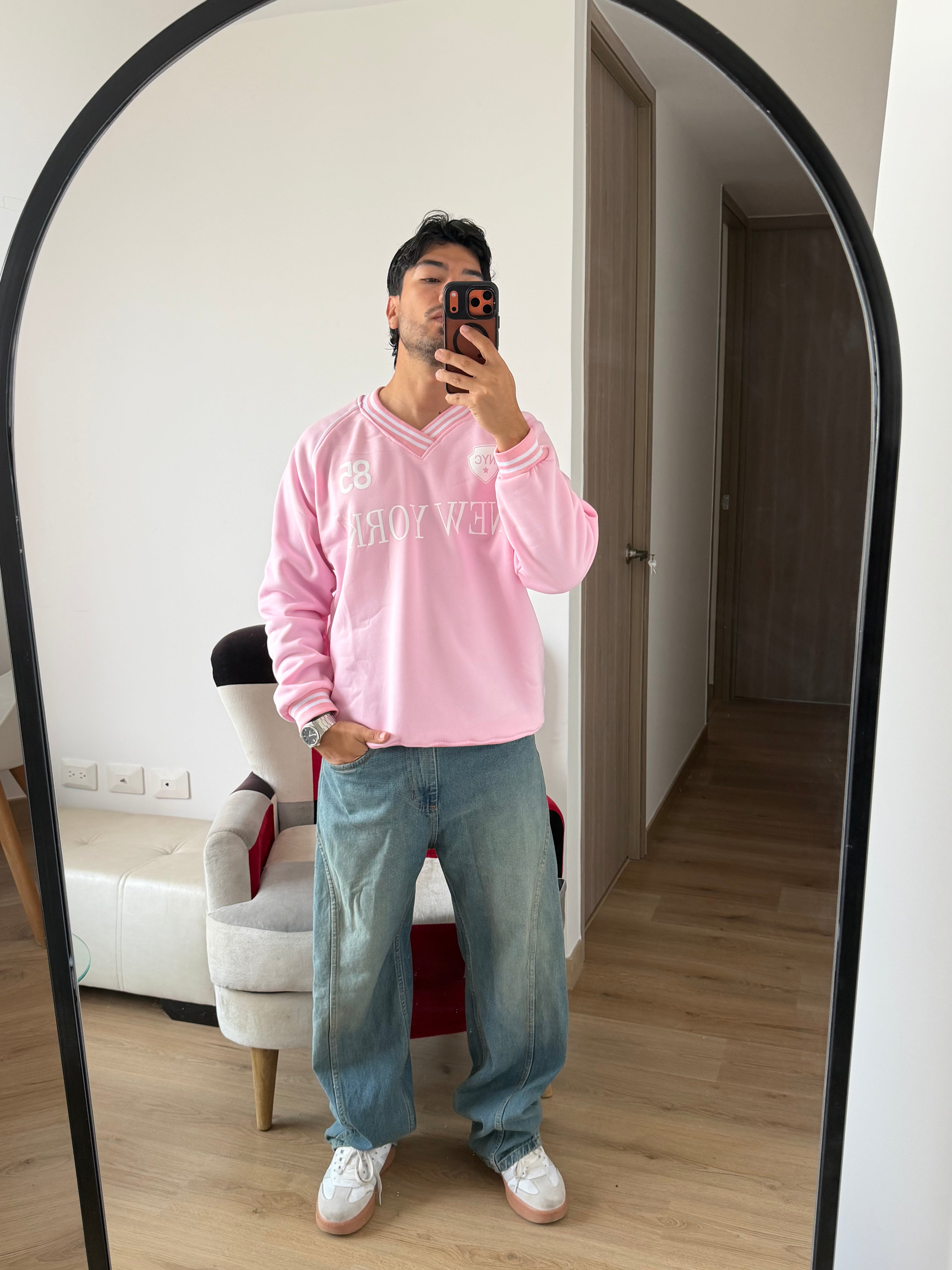 Buzo V unisex